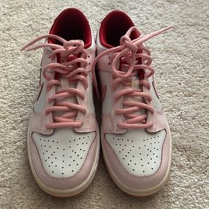Valentines Nike Dunk - size 4Y/woman5.5